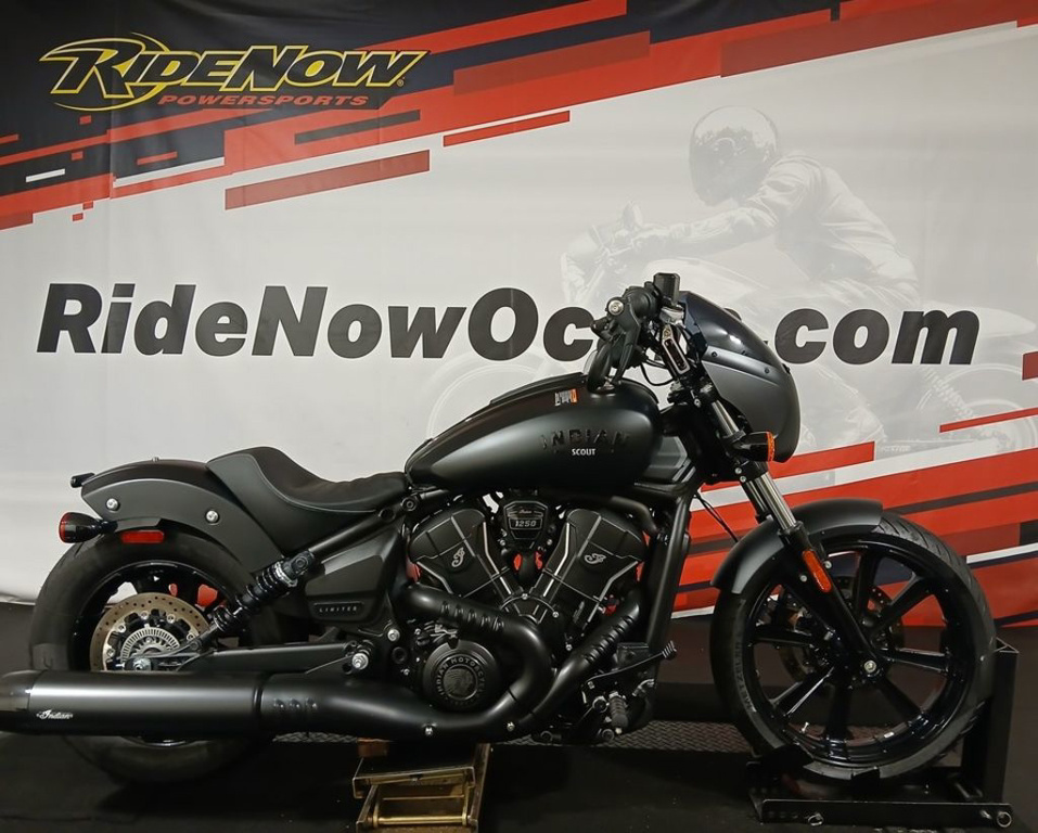 2025 Indian Sport Scout Limited +Tech Black Metallic LIMITED +TECH in Ocala, FL