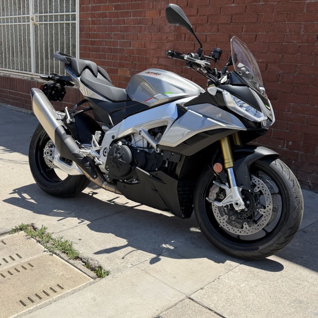 2024 Aprilia® Tuono V4 1100 1100 in Van Nuys, CA