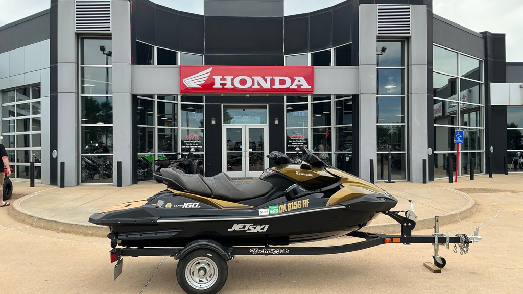 Yellow Jet Ski For Sale - Kawasaki Personal Watercraft - PWC Trader