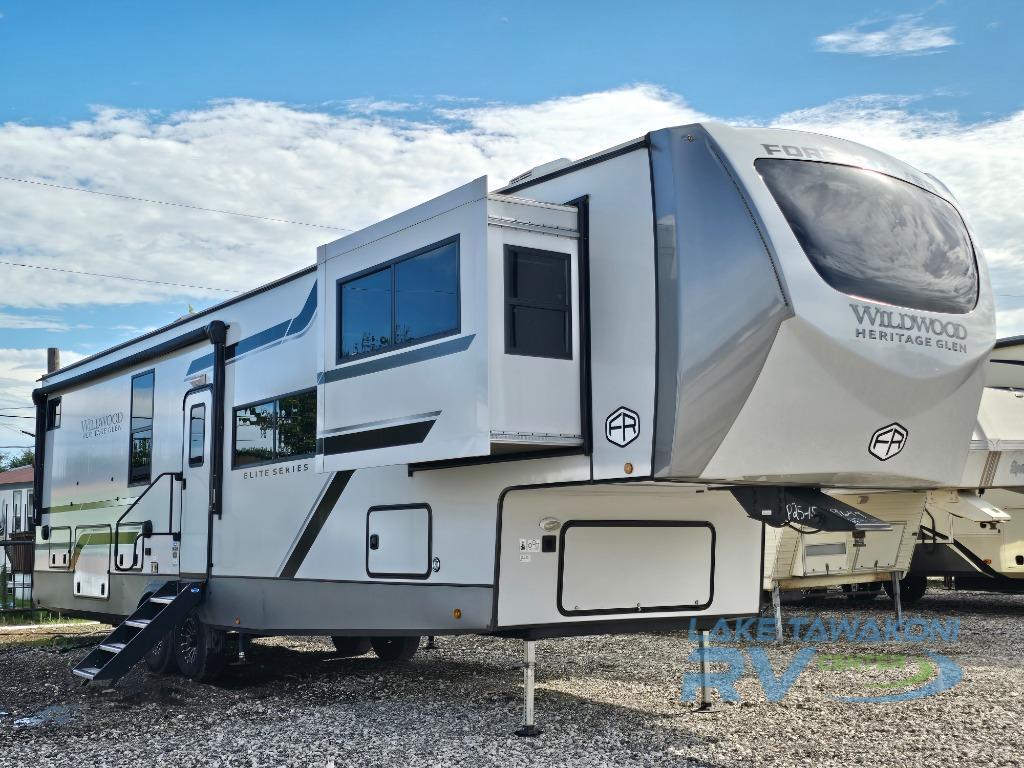 2025 Forest River Rv Wildwood Heritage Glen Elite Series 36FL in west tawakoni TX