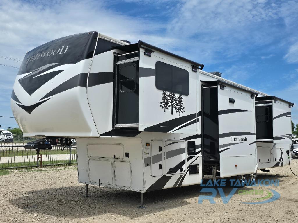 2022 Redwood Rv Redwood 3951MB in west tawakoni TX