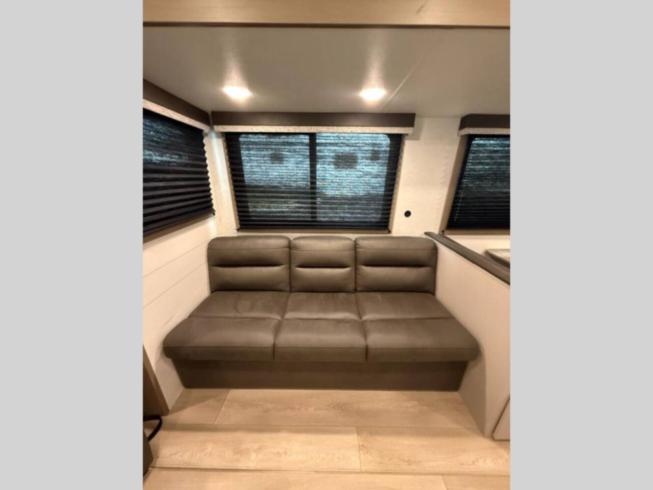 A photo of this 2027 Jayco Jay Flight SLX 262RLS