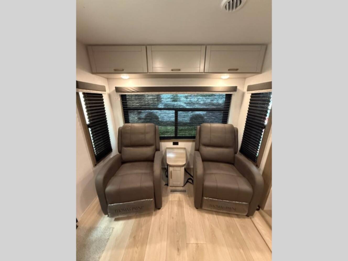 A photo of this 2027 Jayco Jay Flight SLX 262RLS