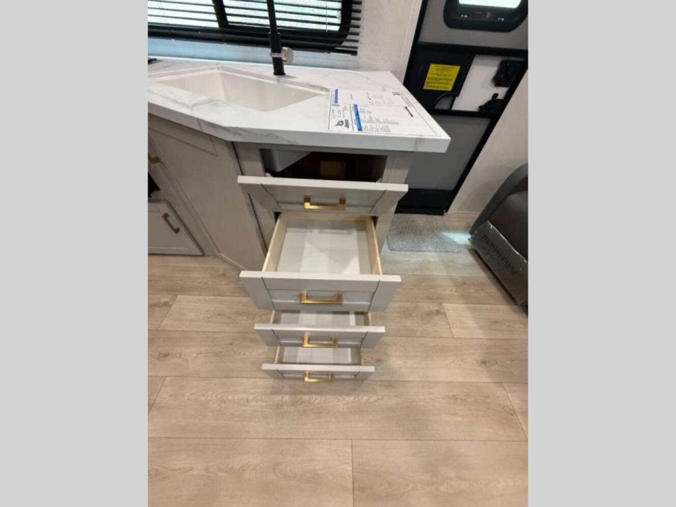 A photo of this 2027 Jayco Jay Flight SLX 262RLS