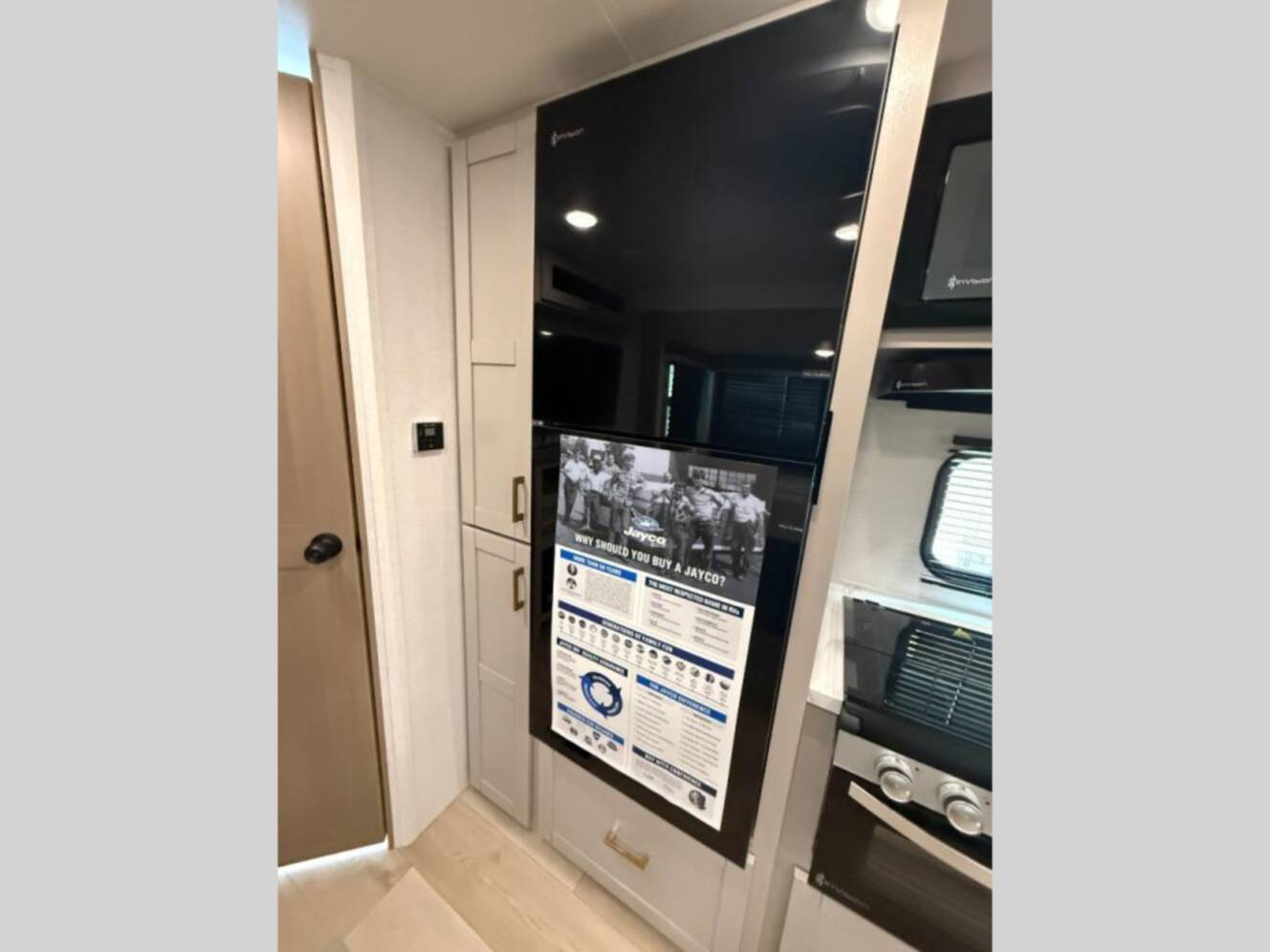 A photo of this 2027 Jayco Jay Flight SLX 262RLS