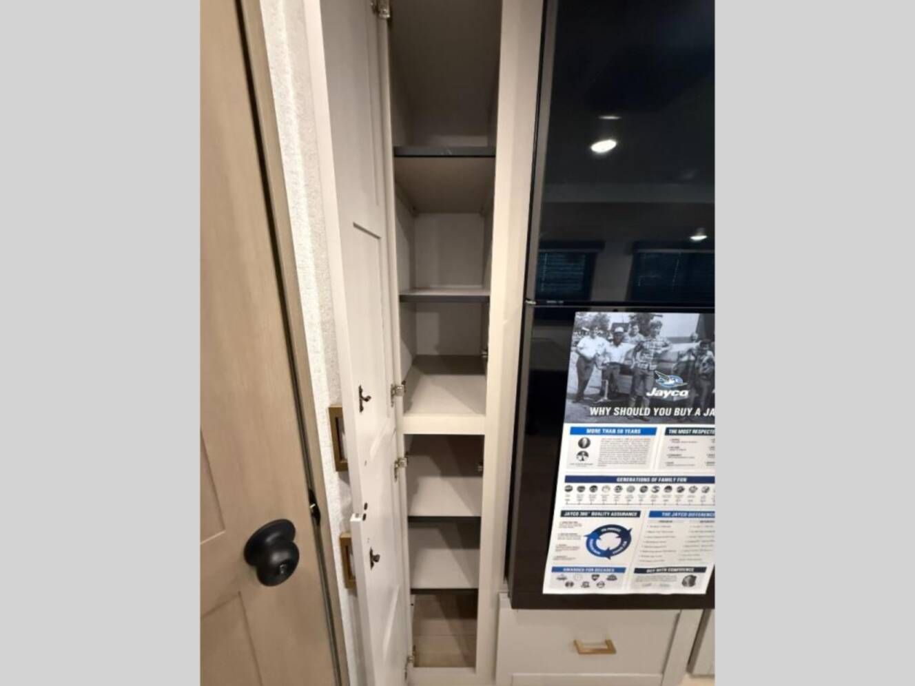 A photo of this 2027 Jayco Jay Flight SLX 262RLS