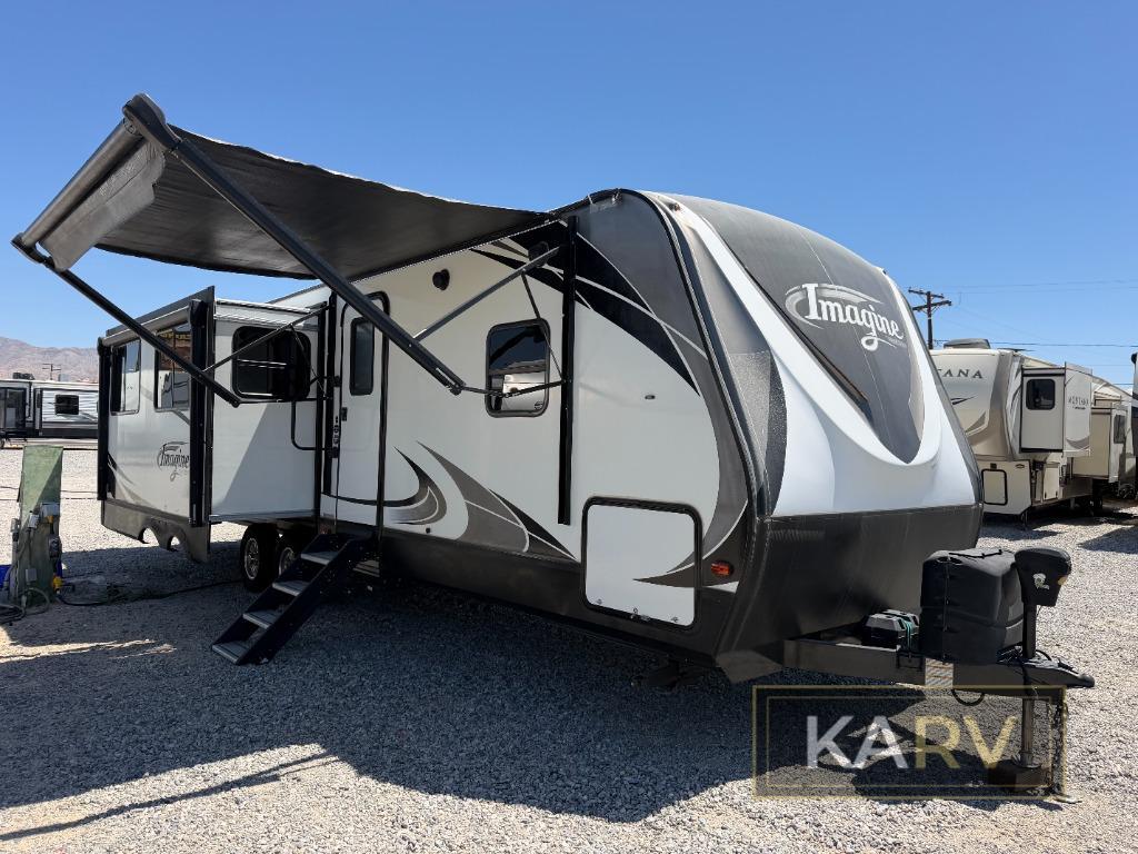2017 Grand Design Imagine 2950RL in desert hot springs CA