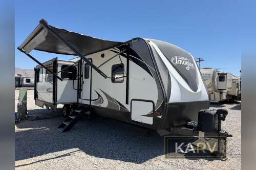 2017 Grand Design Imagine 2950RL in desert hot springs CA