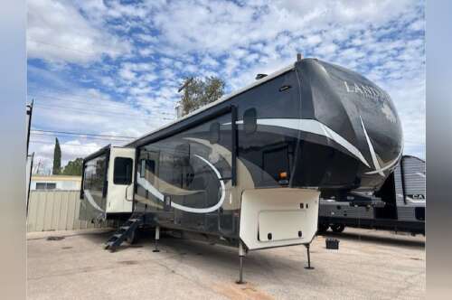 2019 Heartland Landmark 365 Newport in odessa TX