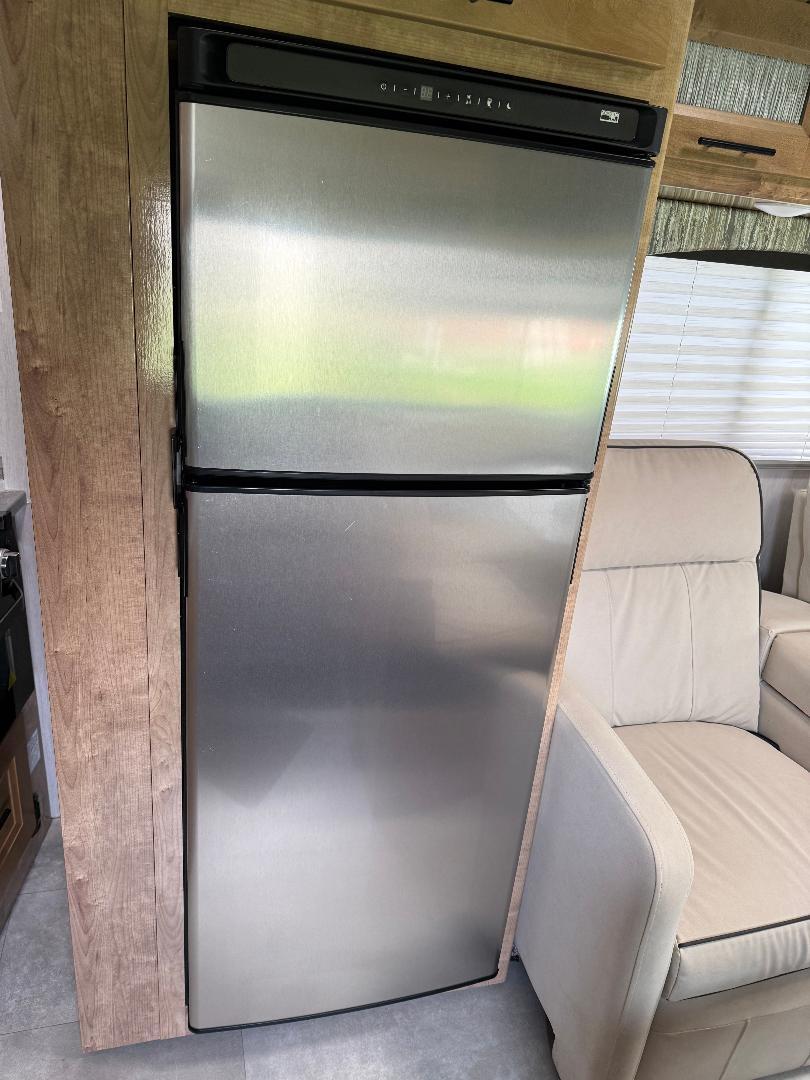 2021 Coachmen LEPRECHAUN PREMIER 298KB in tinley park IL