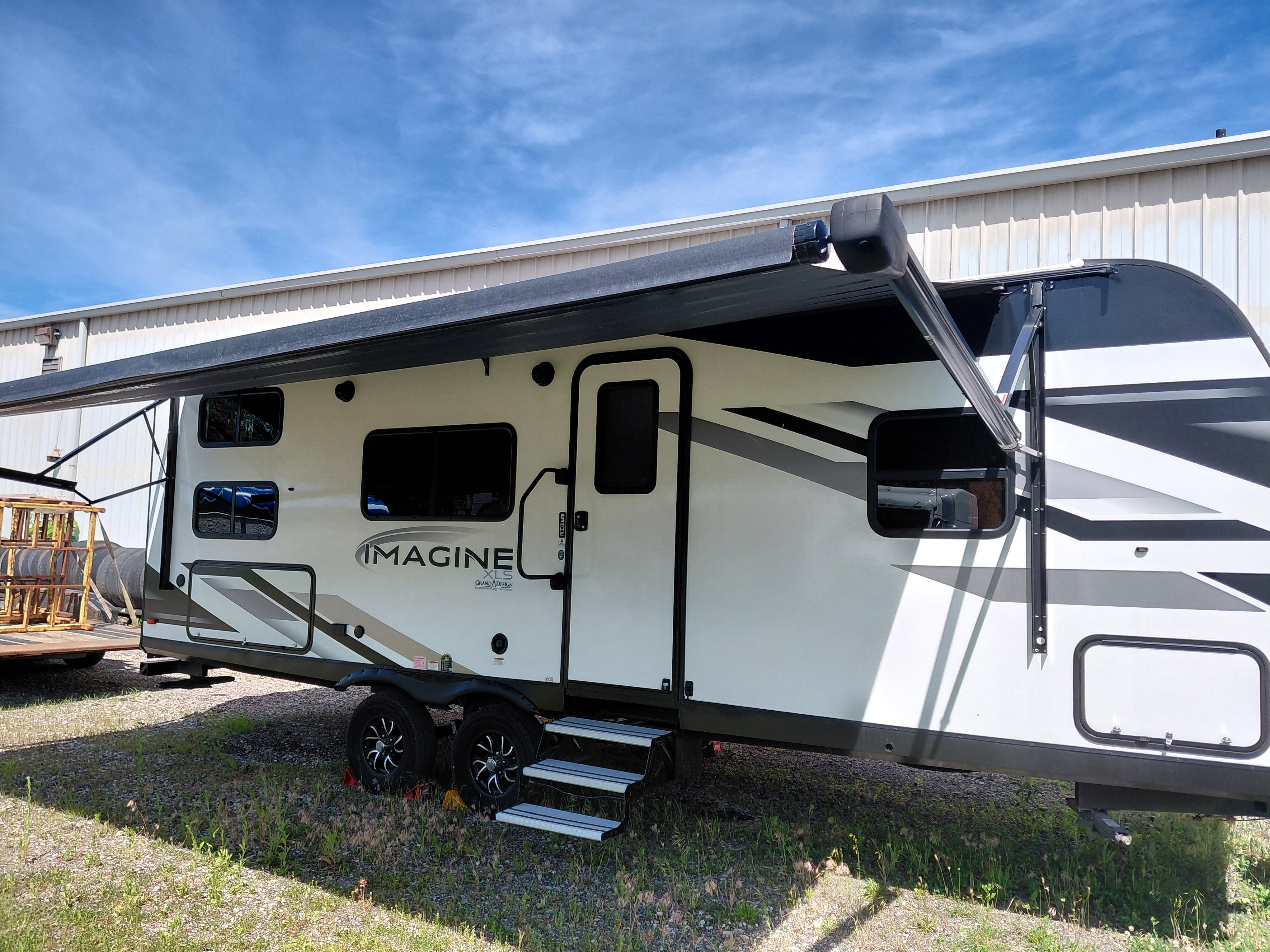 2023 Grand Design IMAGINE XLS 23BHE in thornville OH