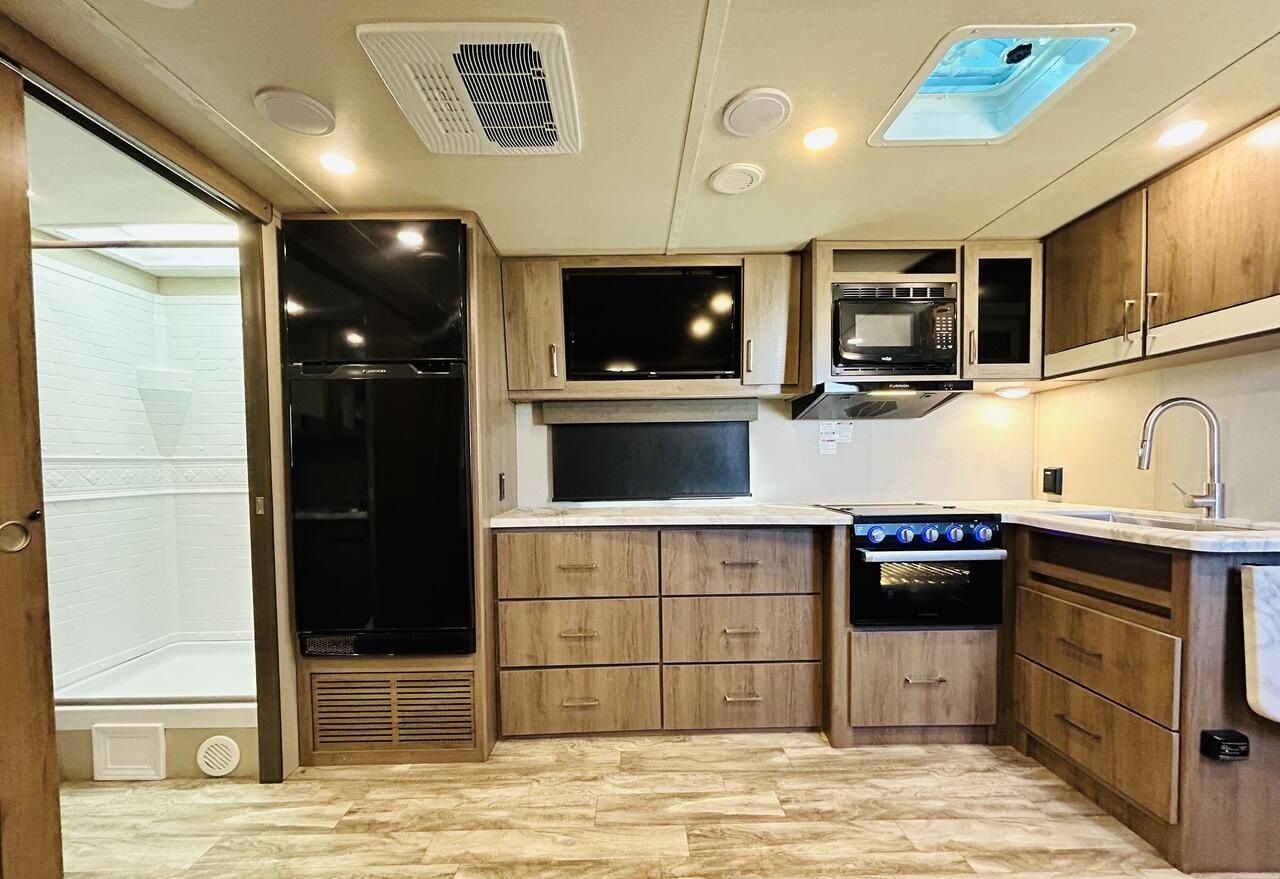 2022 Grand Design IMAGINE XLS 22RBE in anacortes WA