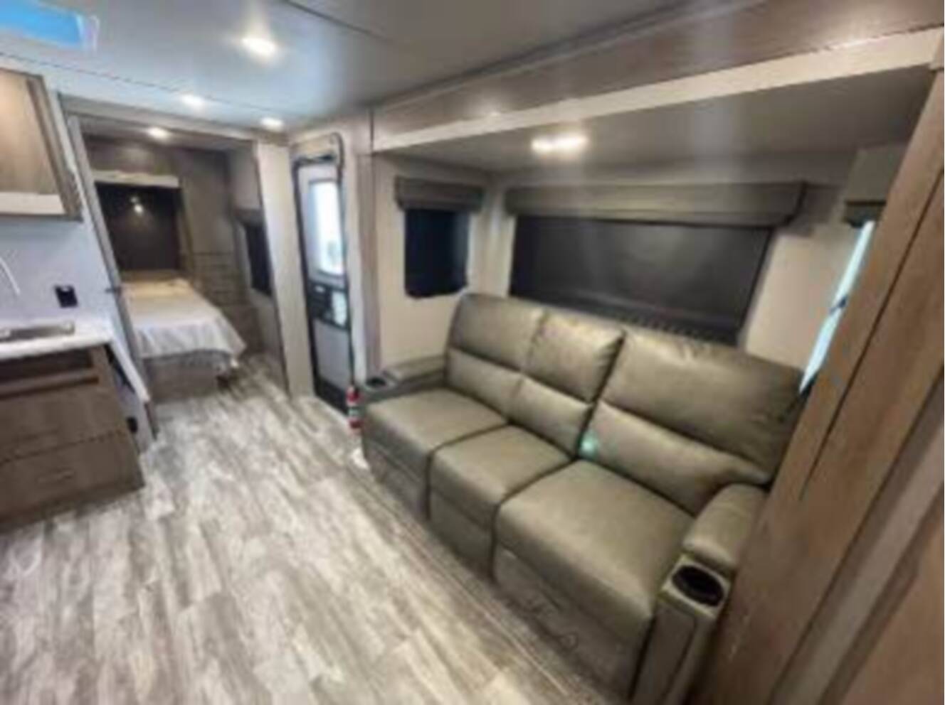 A photo of this 2022 Grand Design IMAGINE XLS 22RBE