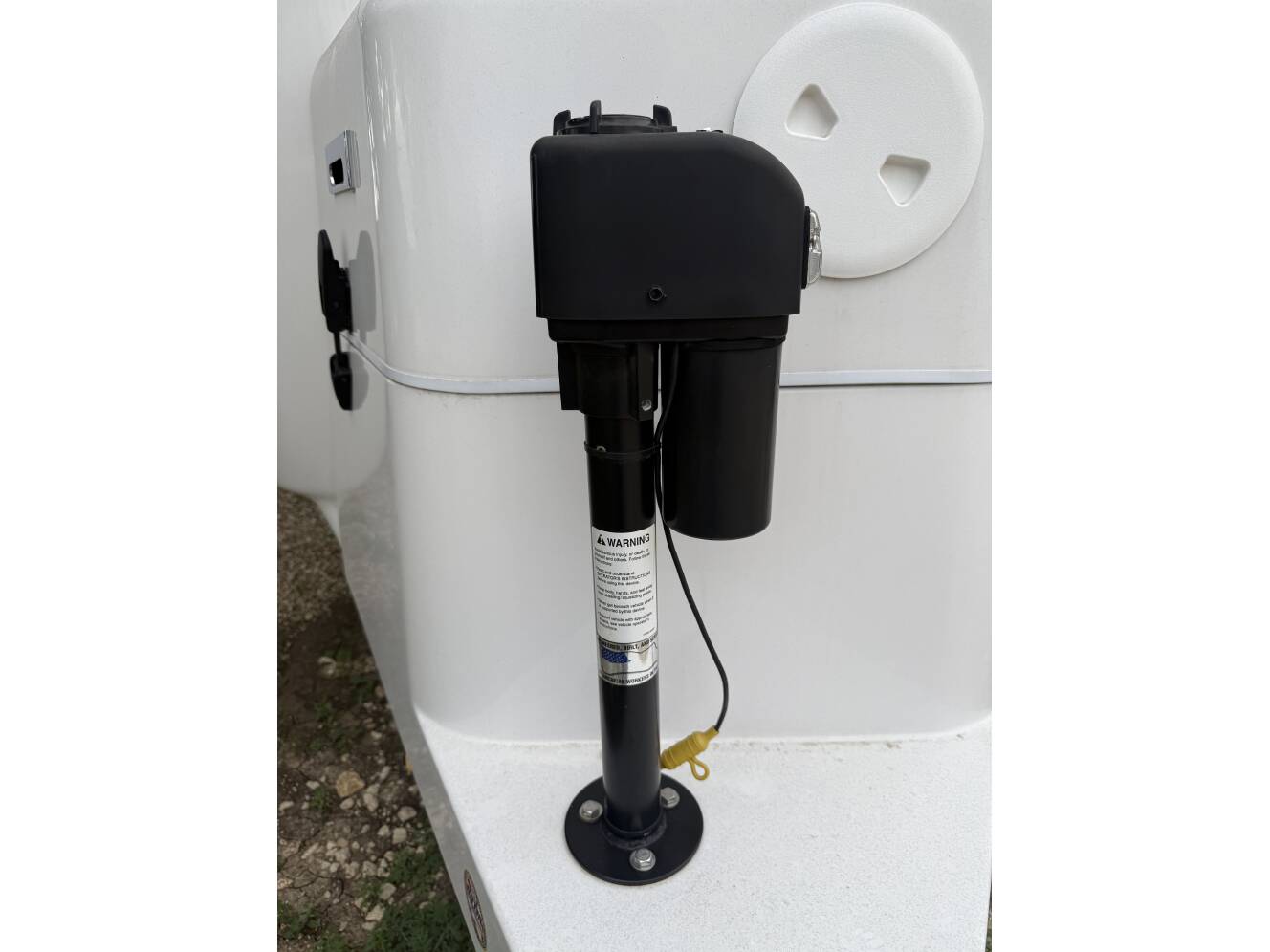 A photo of this 2023 Oliver LEGACY ELITE II STANDARD