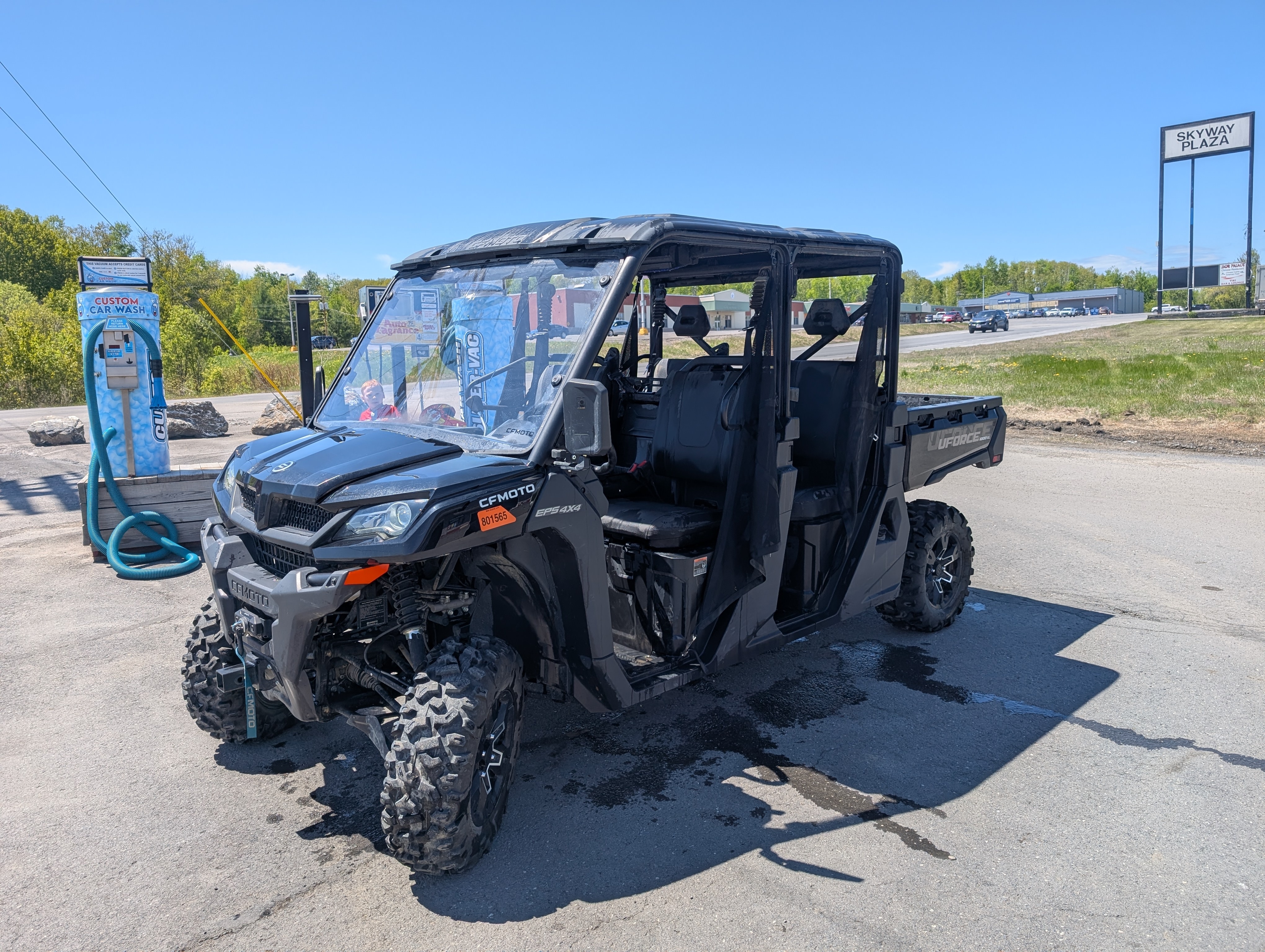2025 CFMOTO UFORCE 1000 XL in caribou ME