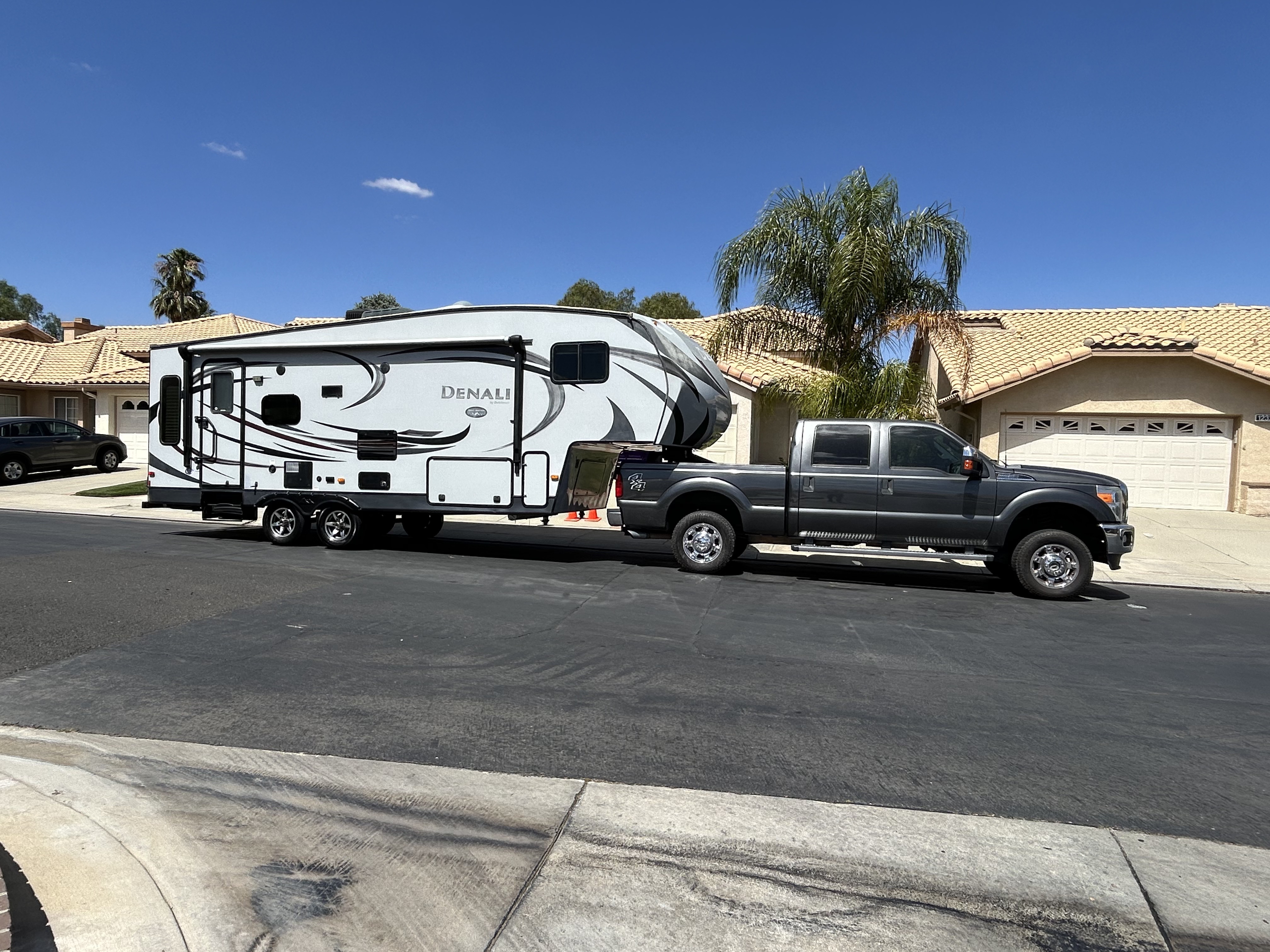 2014 Dutchmen DENALI 2445RL TRAIL EDITION RV