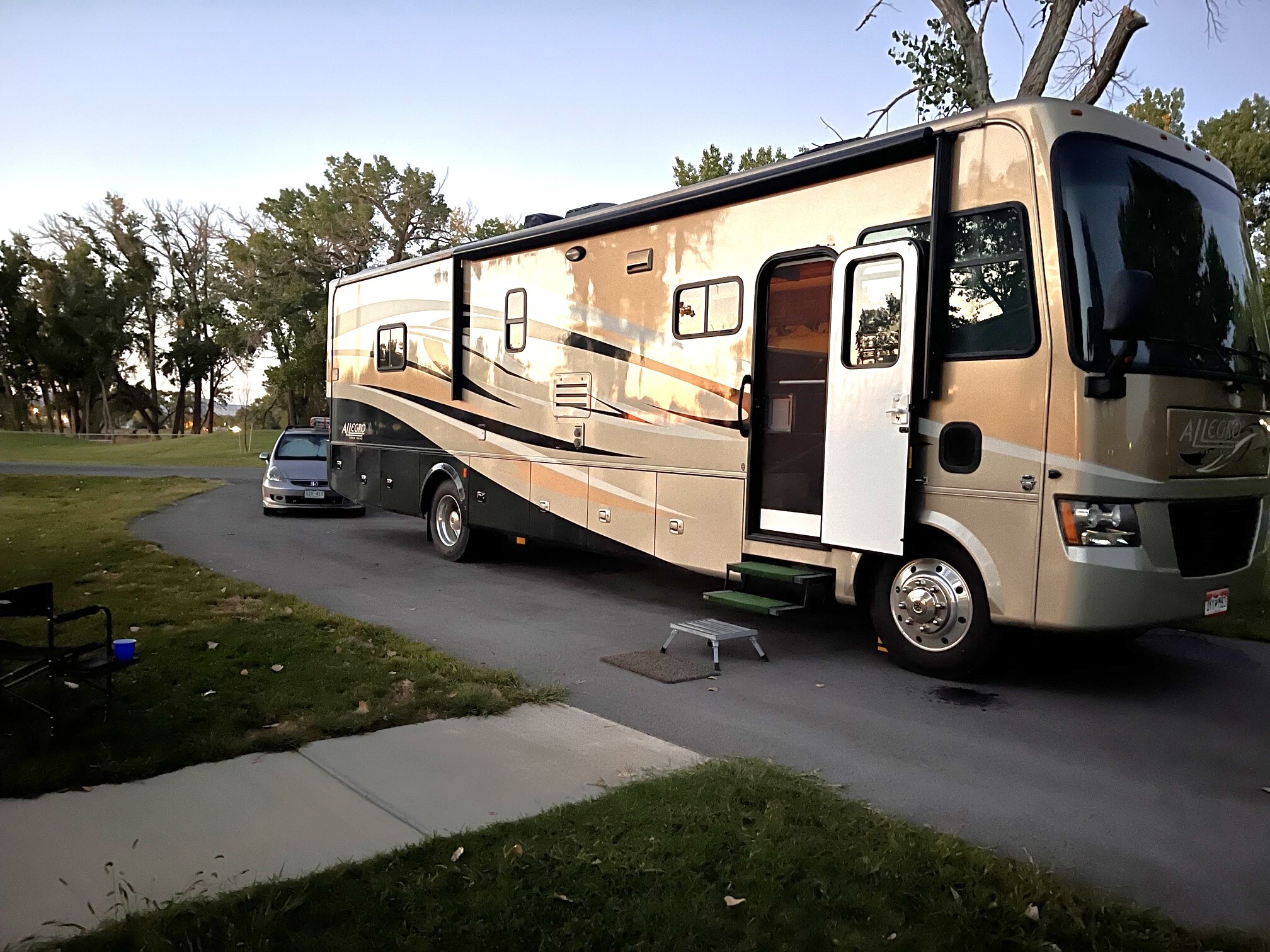 2012 Tiffin Motorhomes ALLEGRO OPEN ROAD 36LA in englewood CO
