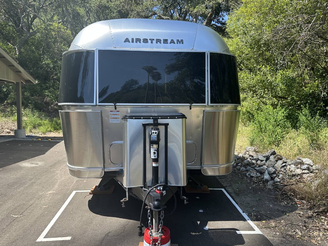 A photo of this 2023 Airstream GLOBETROTTER 27FB