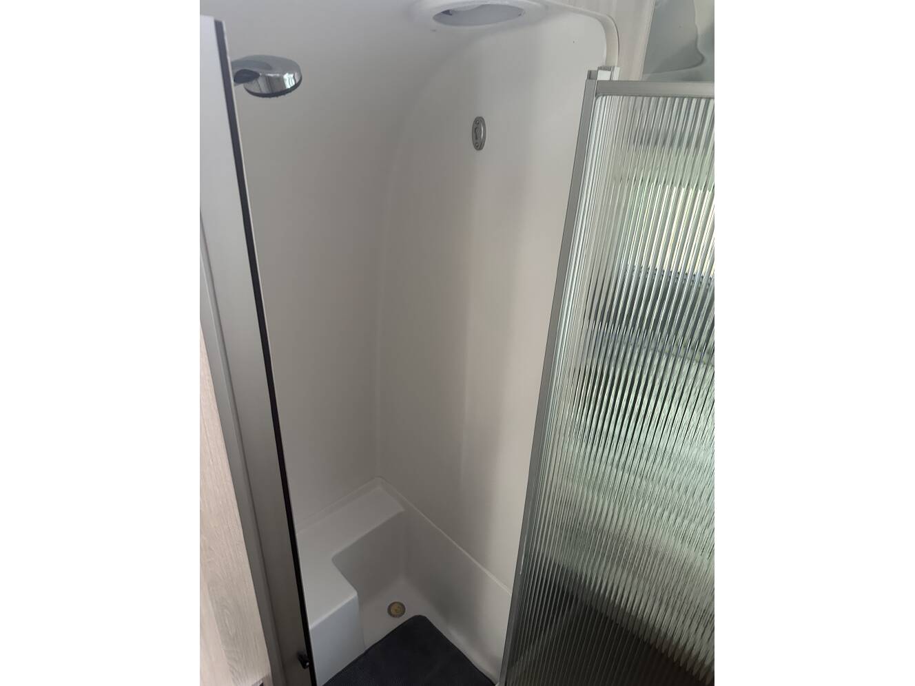 A photo of this 2023 Airstream GLOBETROTTER 27FB