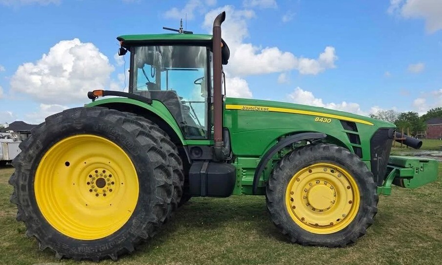 2008 JOHN DEERE 8430 in Omaha, NE