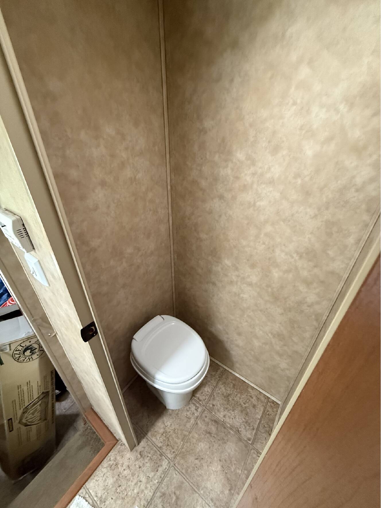 A photo of this 2010 K-Z SPORTSMEN FIFTH WHEEL 231RK
