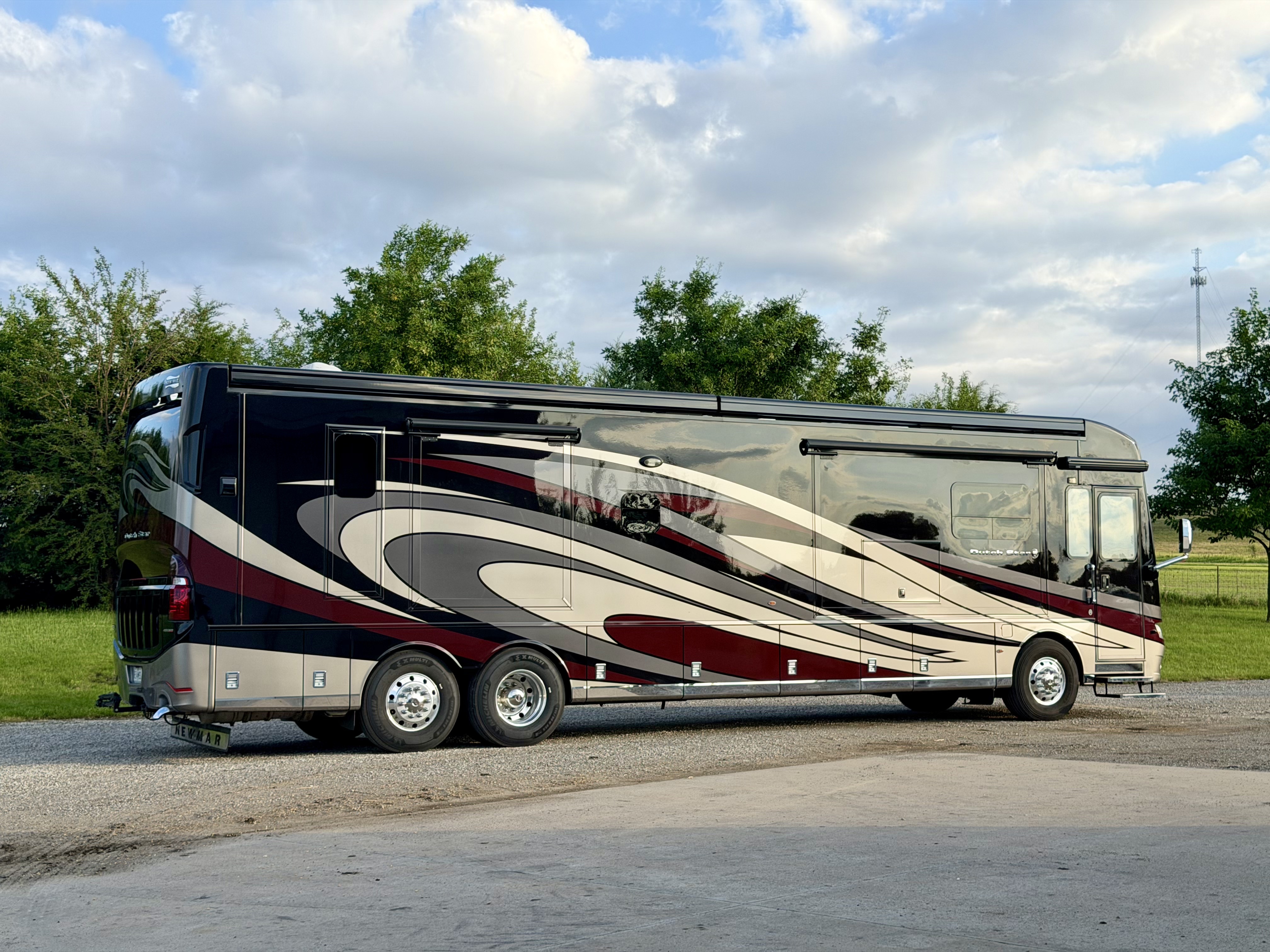 2018 Newmar DUTCH STAR 4310 RV