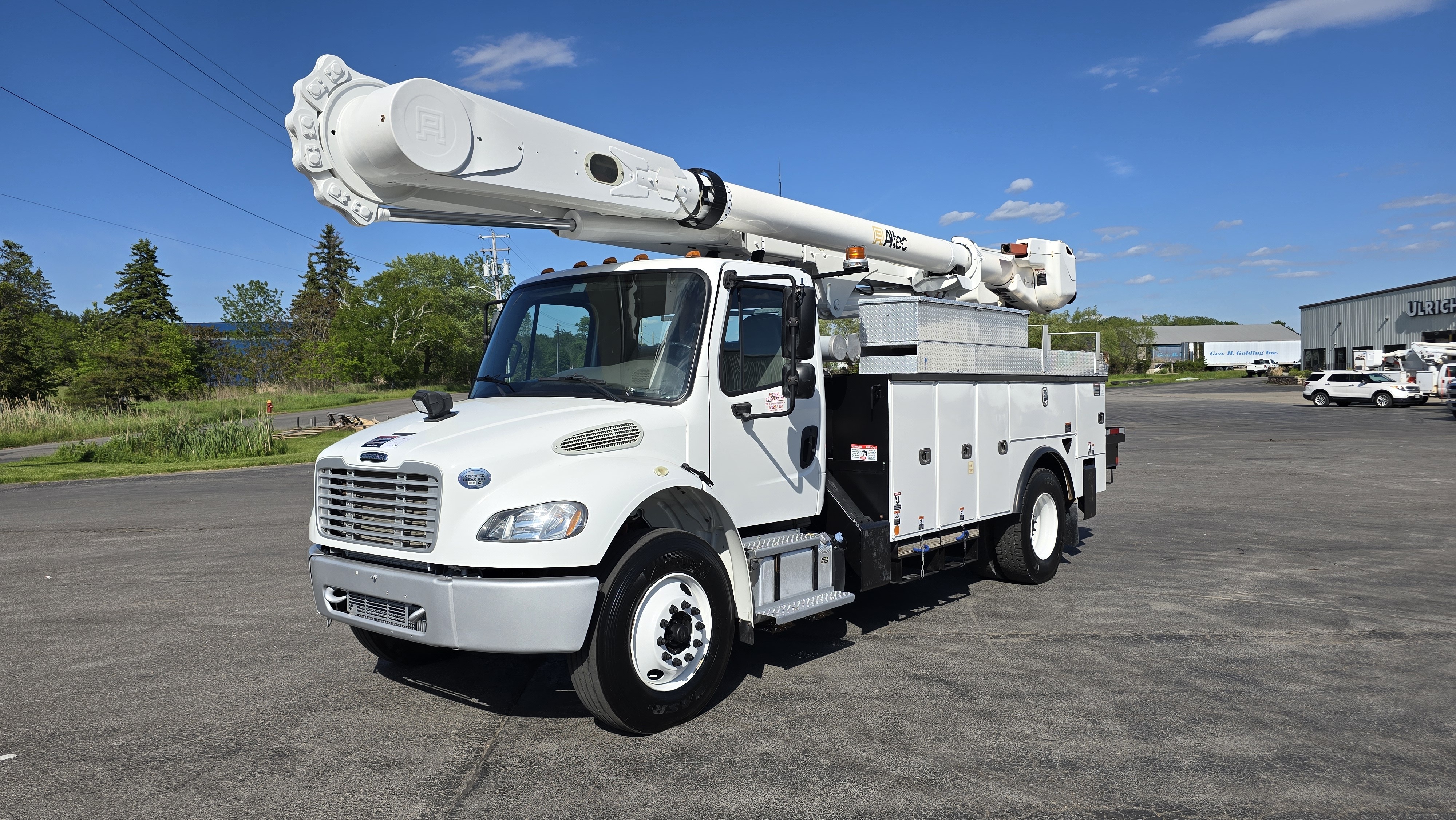 2020 FREIGHTLINER BUSINESS CLASS M2 106 in Lockport, NY