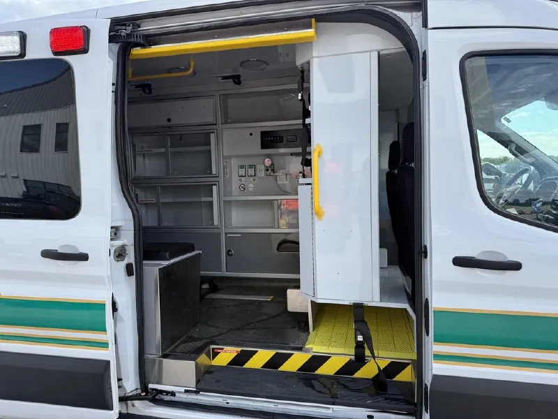 2021 FORD TRANSIT AWD DEMERS AMBULANCE