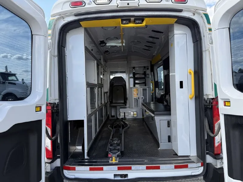 2021 FORD TRANSIT AWD DEMERS AMBULANCE