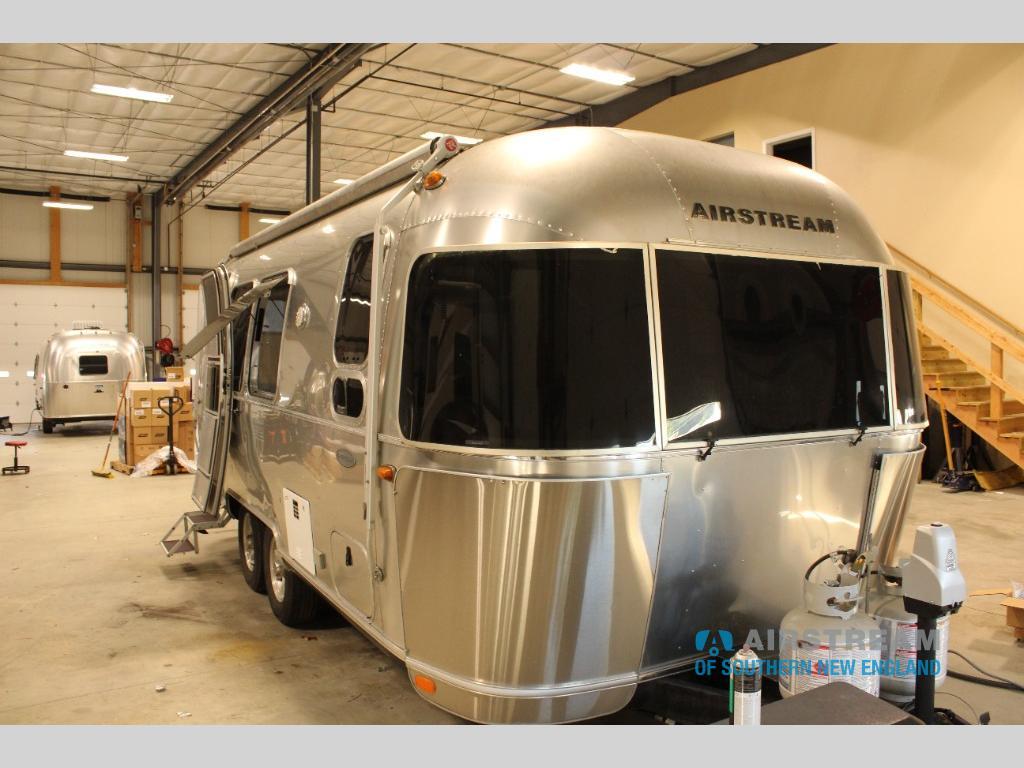 2020 Airstream Flying Cloud 23FBQ in union CT