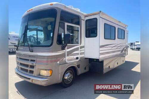 2000 Fleetwood Rv Pace Arrow 33V in ottumwa IA