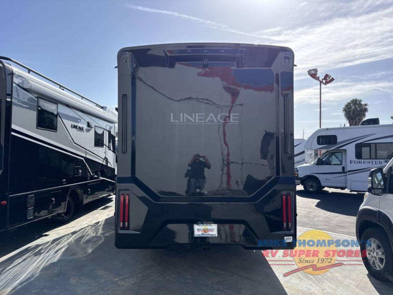 A photo of this 2026 Grand Design Lineage Series M 25TK