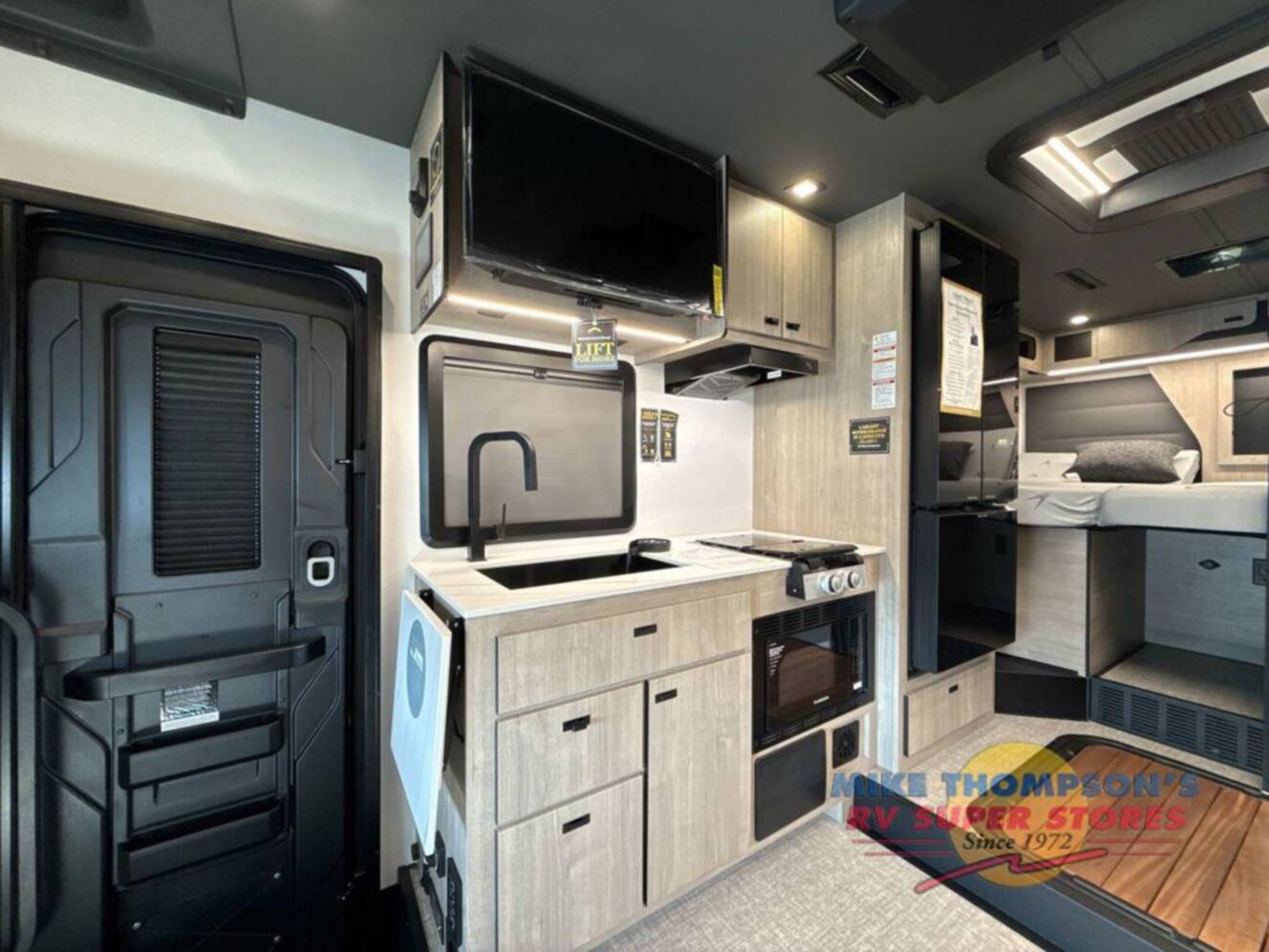 A photo of this 2026 Grand Design Lineage Series M 25TK