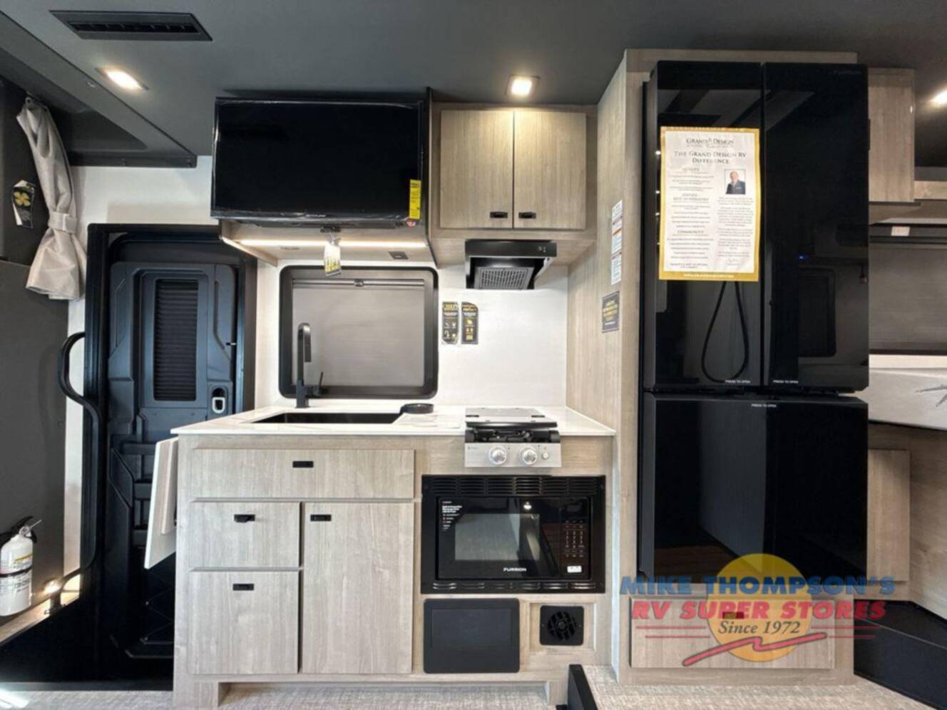 A photo of this 2026 Grand Design Lineage Series M 25TK