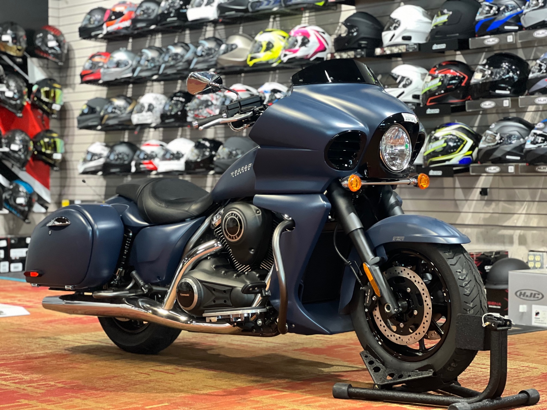 2024 Kawasaki Vulcan 1700 Vaquero ABS ABS in Anderson, IN