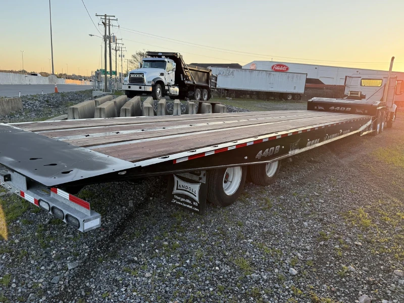 2026 LANDOLL 440B