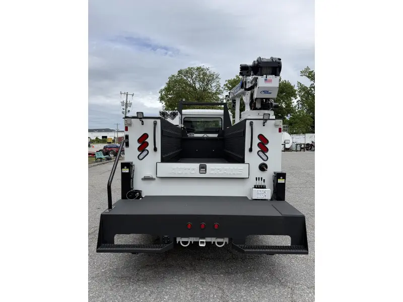 2026 MACK MD6