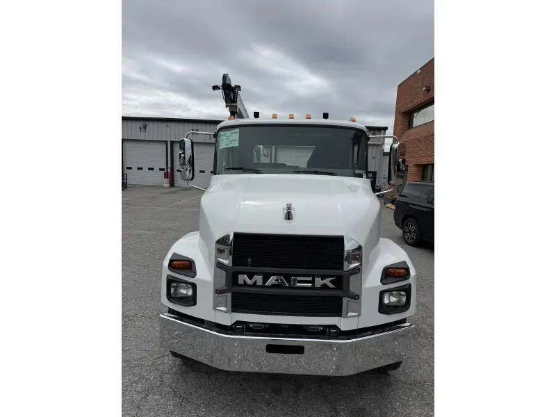 2026 MACK MD6