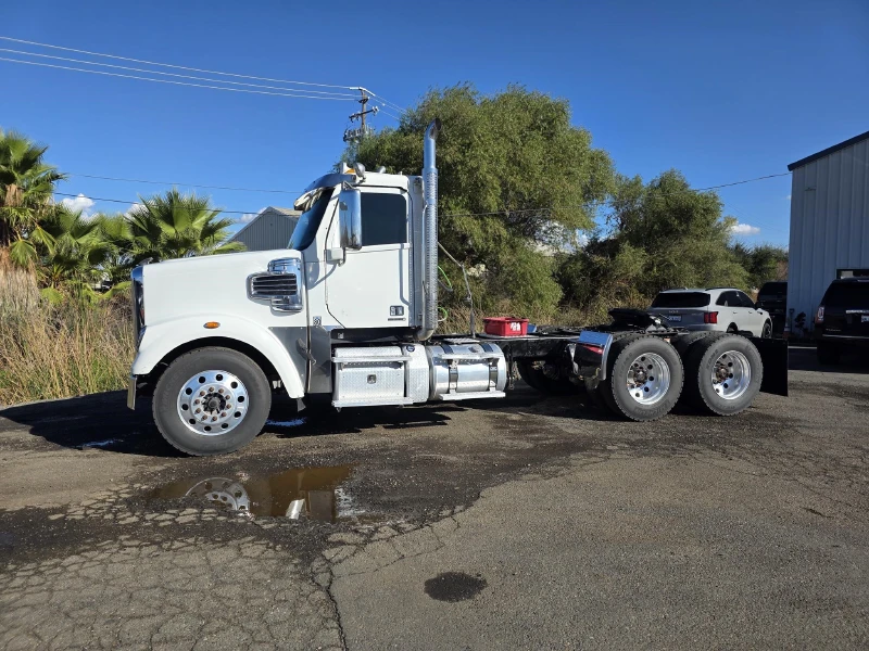 2014 FREIGHTLINER CORONADO 122 SD