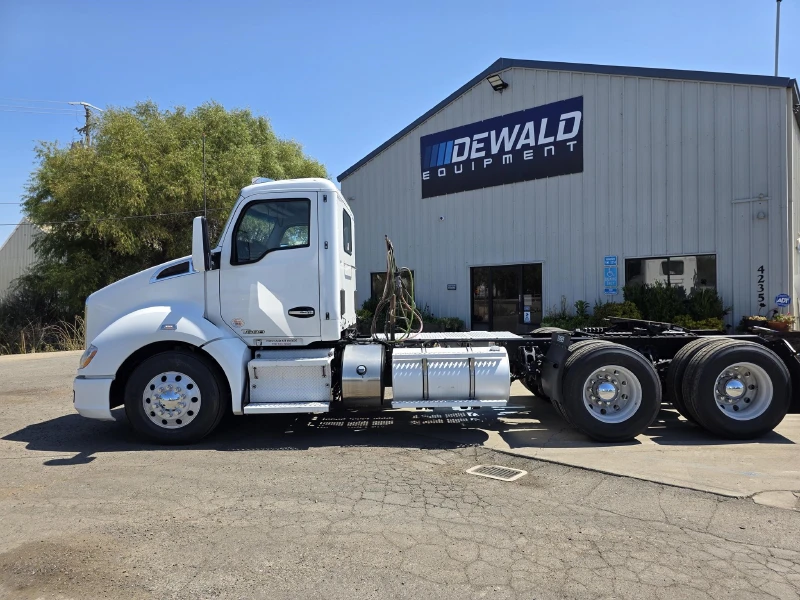 2021 KENWORTH T680