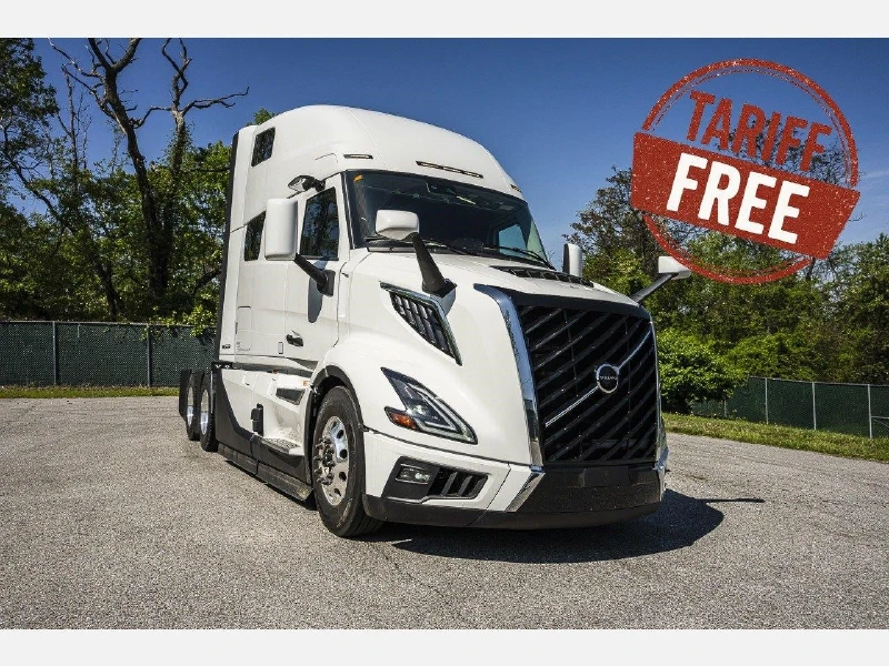 2025 VOLVO VNL64T860
