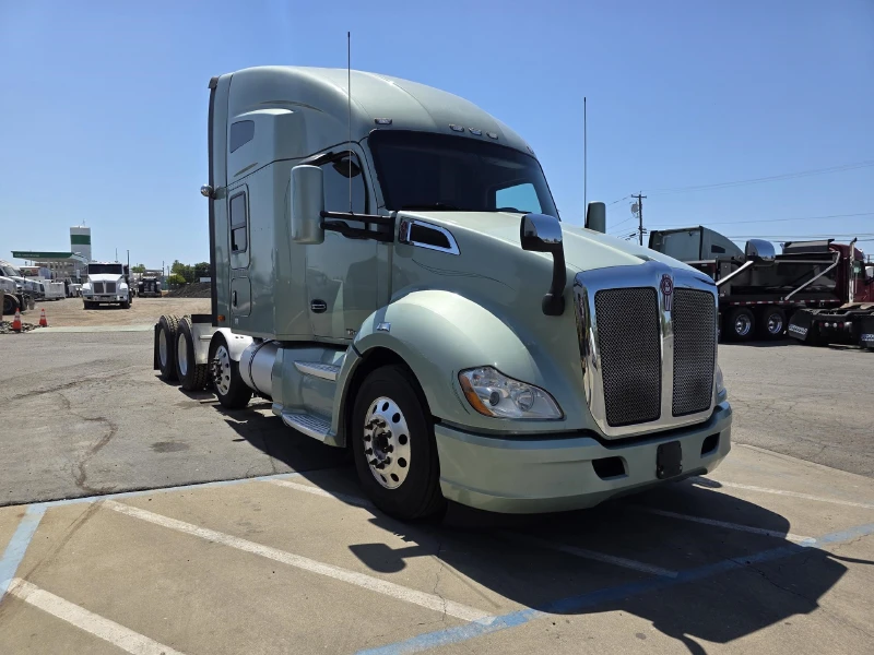 2021 KENWORTH T680
