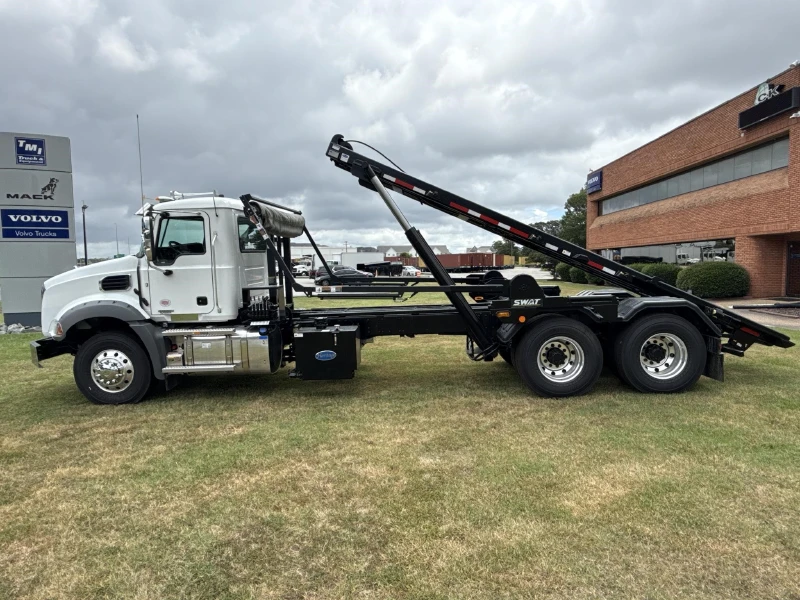 2026 MACK GRANITE 64BR
