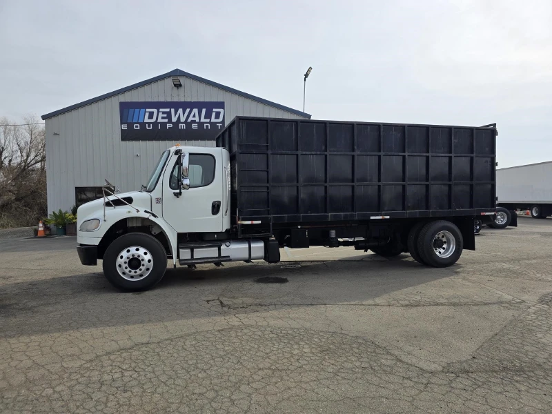 2014 FREIGHTLINER BUSINESS CLASS M2 106