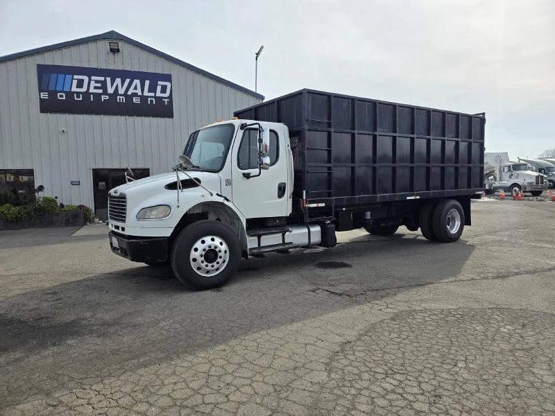 2014 FREIGHTLINER BUSINESS CLASS M2 106