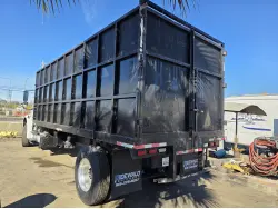 2014 FREIGHTLINER BUSINESS CLASS M2 106