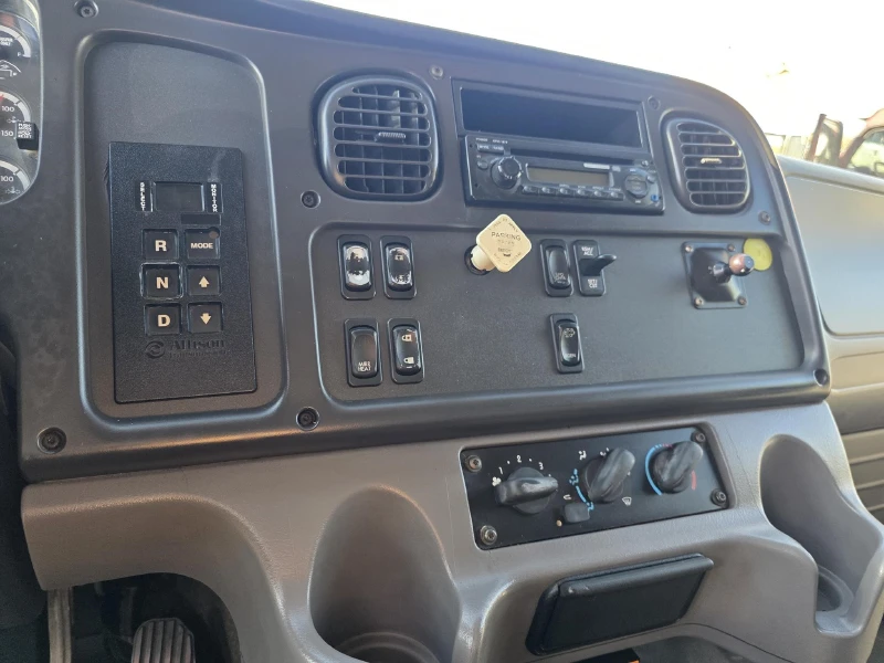 2014 FREIGHTLINER BUSINESS CLASS M2 106