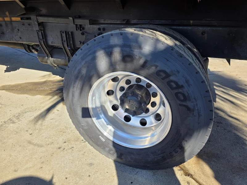 2014 FREIGHTLINER BUSINESS CLASS M2 106