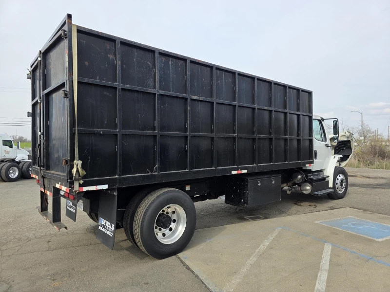 2014 FREIGHTLINER BUSINESS CLASS M2 106