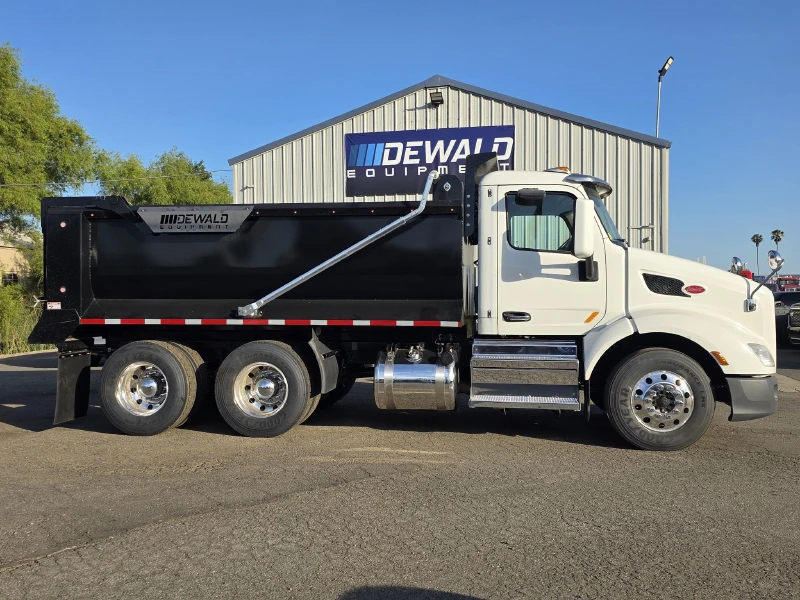 2019 PETERBILT 579